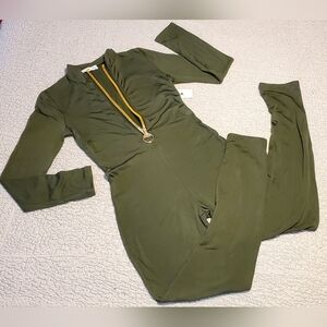 Stylish Olive Jumpsuit with Exaggerated Zipper - Gold Accent